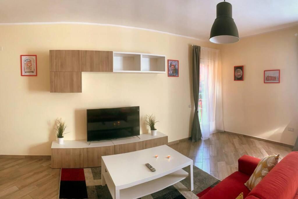 Casa Cantoniera-Guest House : Costruite Il Viaggio Pompei Luaran gambar