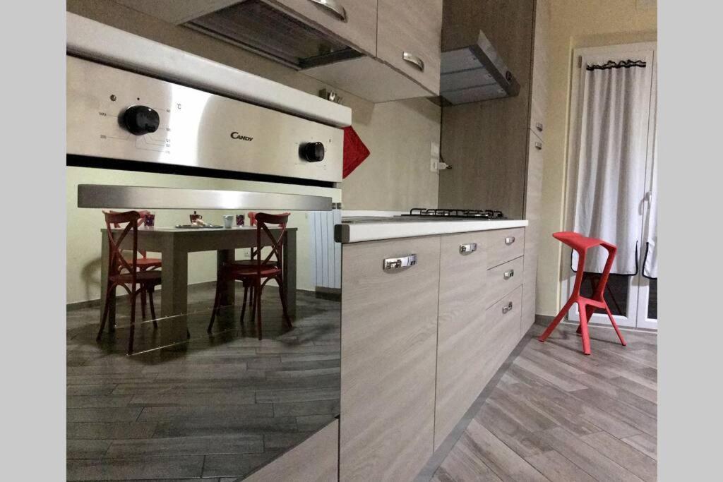 Casa Cantoniera-Guest House : Costruite Il Viaggio Pompei Luaran gambar